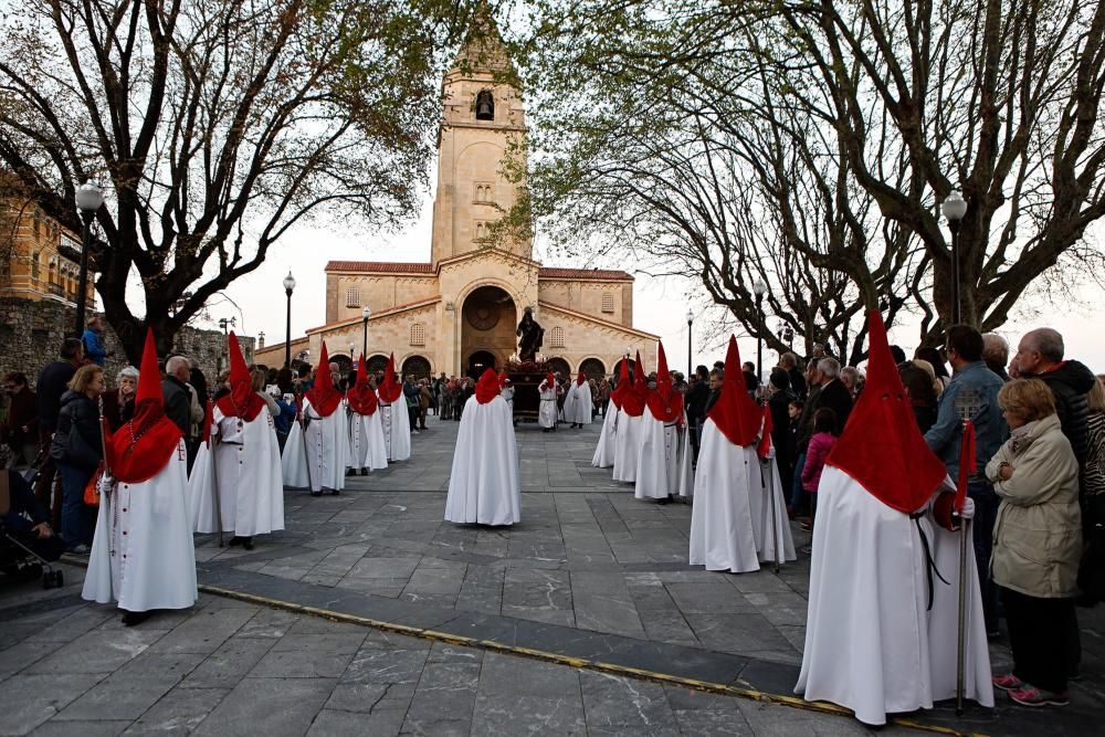 Procesión del Encuentro en Gijón