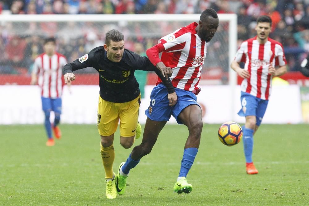 El partido entre el Sporting y el Atlético de Madrid, en imágenes