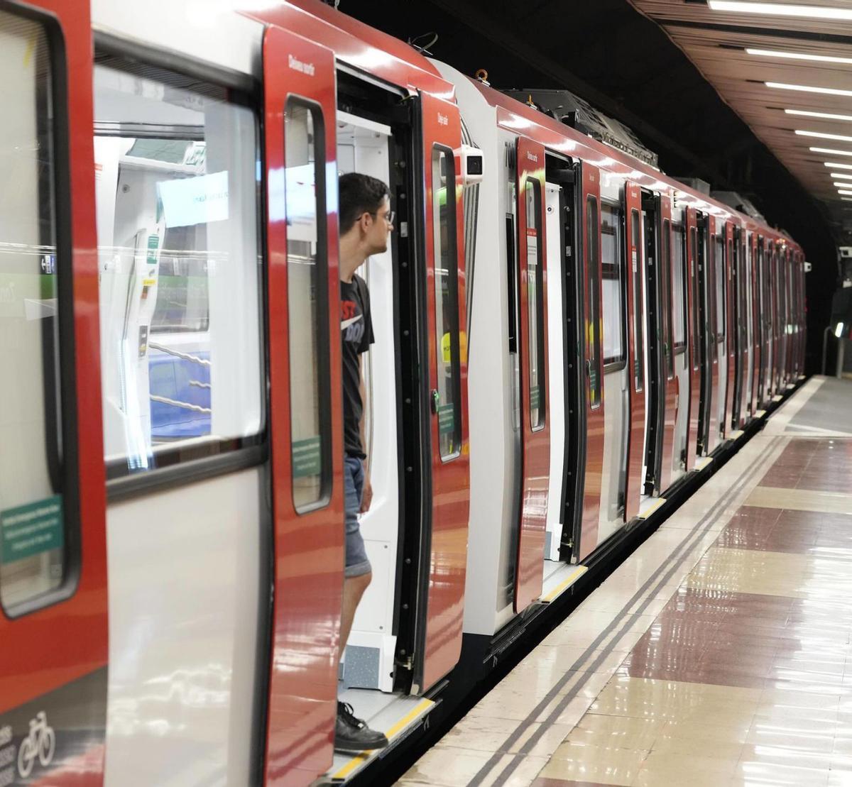 TMB remodelarà 34 trens de les línies L3 i L5 per 82 milions