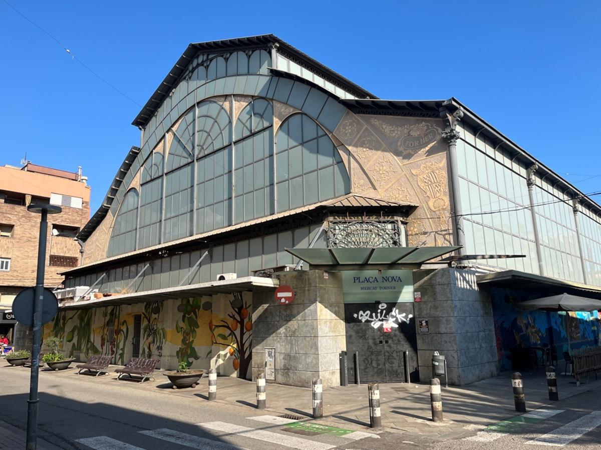 Fachada del Mercat Torner de Badalona.