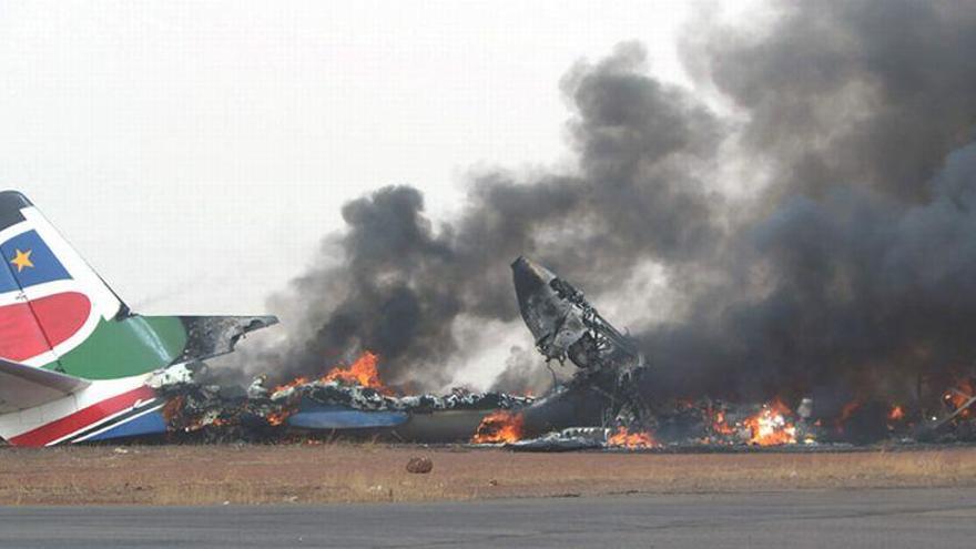 Un avión se estrella en Sudán del Sur y sobreviven las 49 personas que iban a bordo