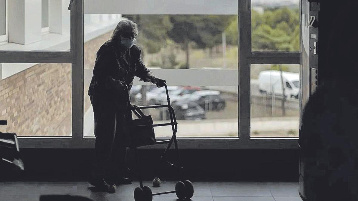 Advierten de un aumento de suicidios de personas mayores por la pandemia