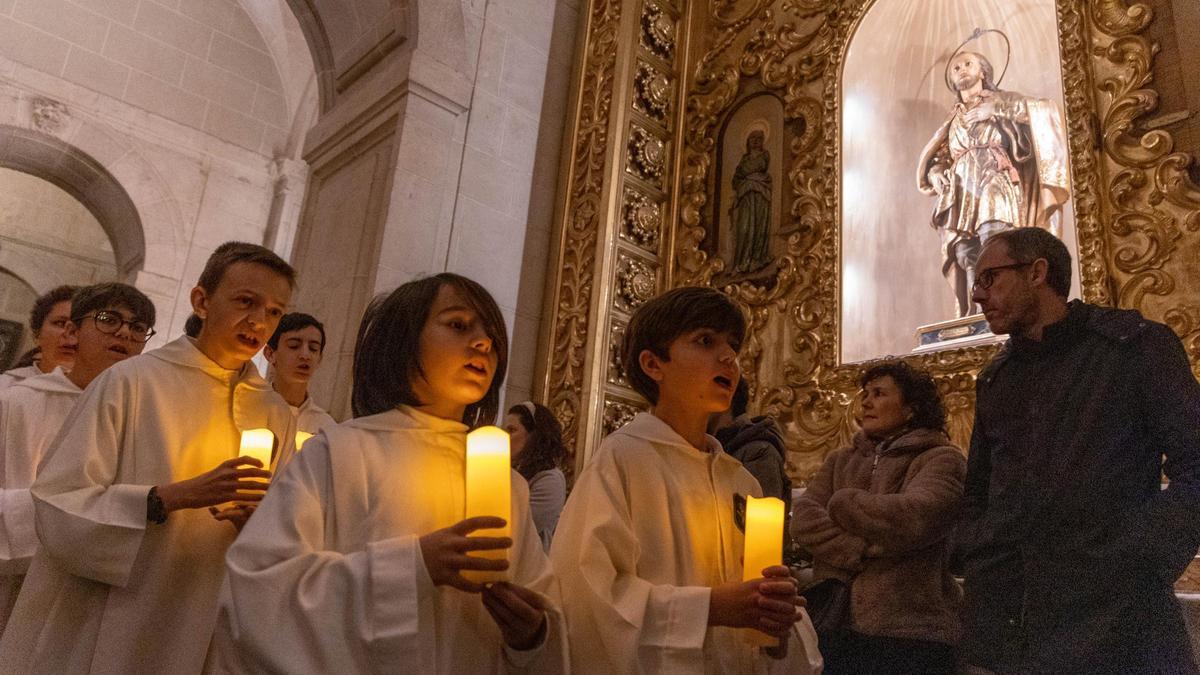 El concierto de Navidad del Misteri, en imágenes