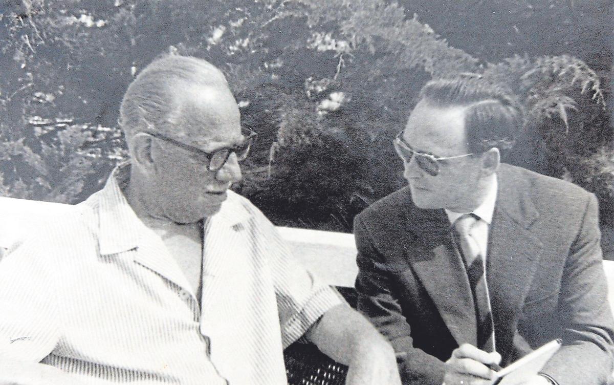 Guillermo Jiménez Smerdou entrevista al actor norteamericano Melvyn Douglas