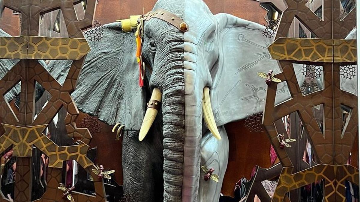 La escultura del elefante de Lluc Crusellas.