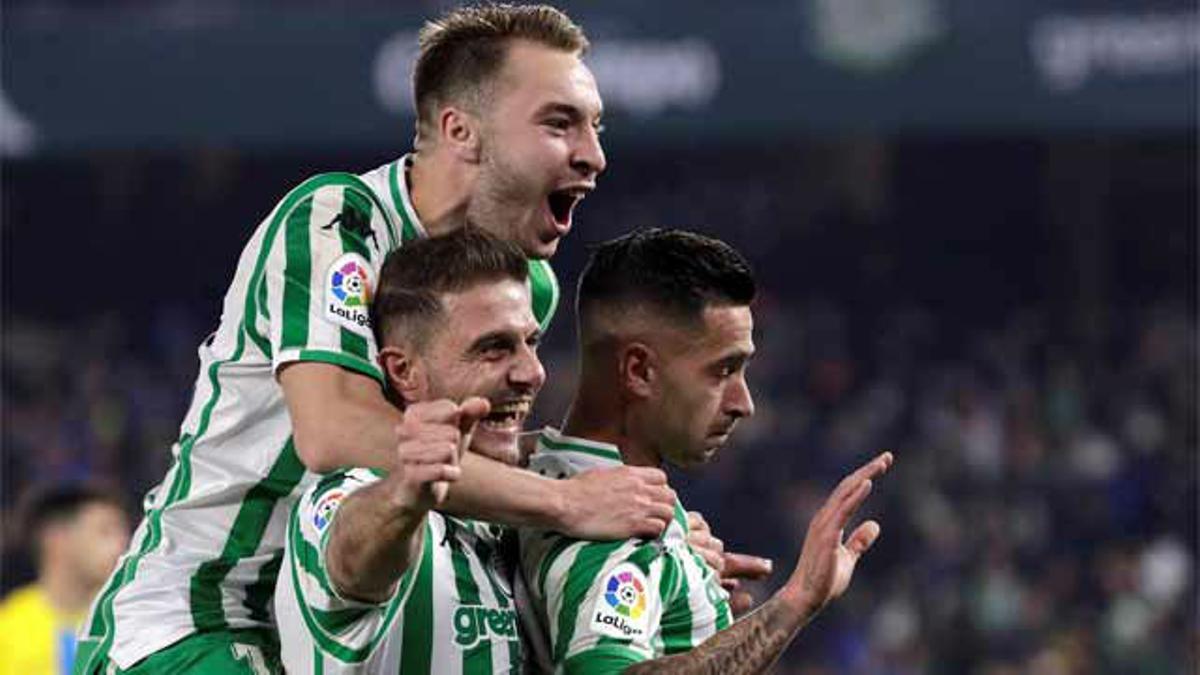 El Betis remonta en la prórroga y elimina al Espanyol