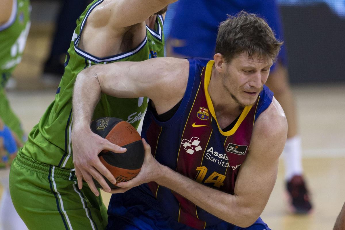 Pustovyi conoce el Barça de su primera etapa y estaría encantado en volver al club blaugrana por una ficha ajustada