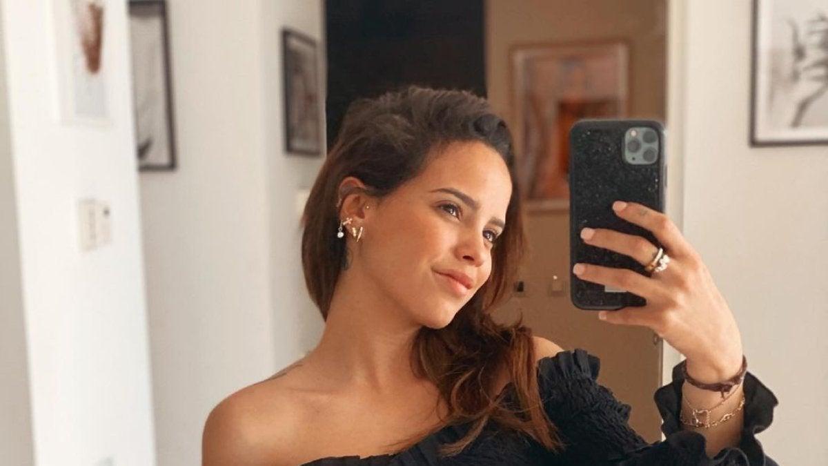 Gloria Camila, un 'selfie' en un espejo