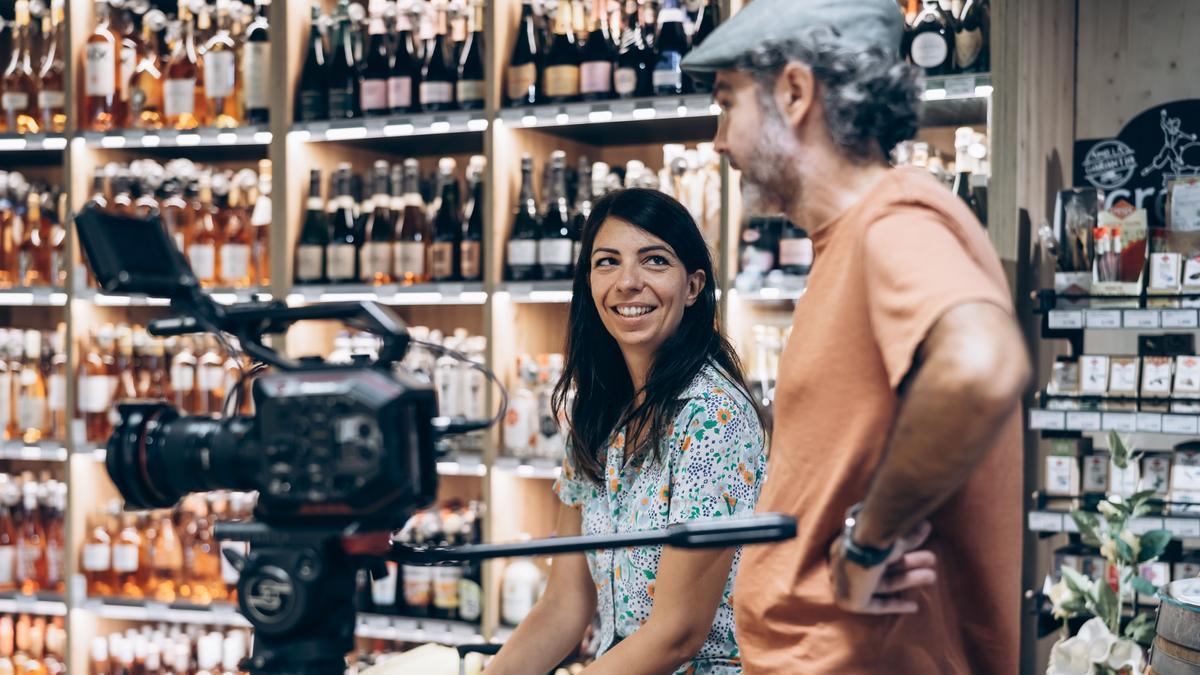 Marga Melià, directora, durante la filmación del anuncio de Agromart que lleva por título &#039;Protagonistes&#039;