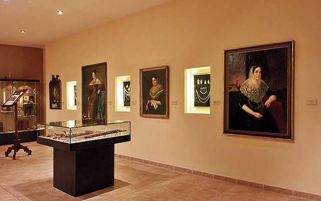 El valioso patrimonio del Museu de Lluc, en el aire tras la marcha de los Coritos