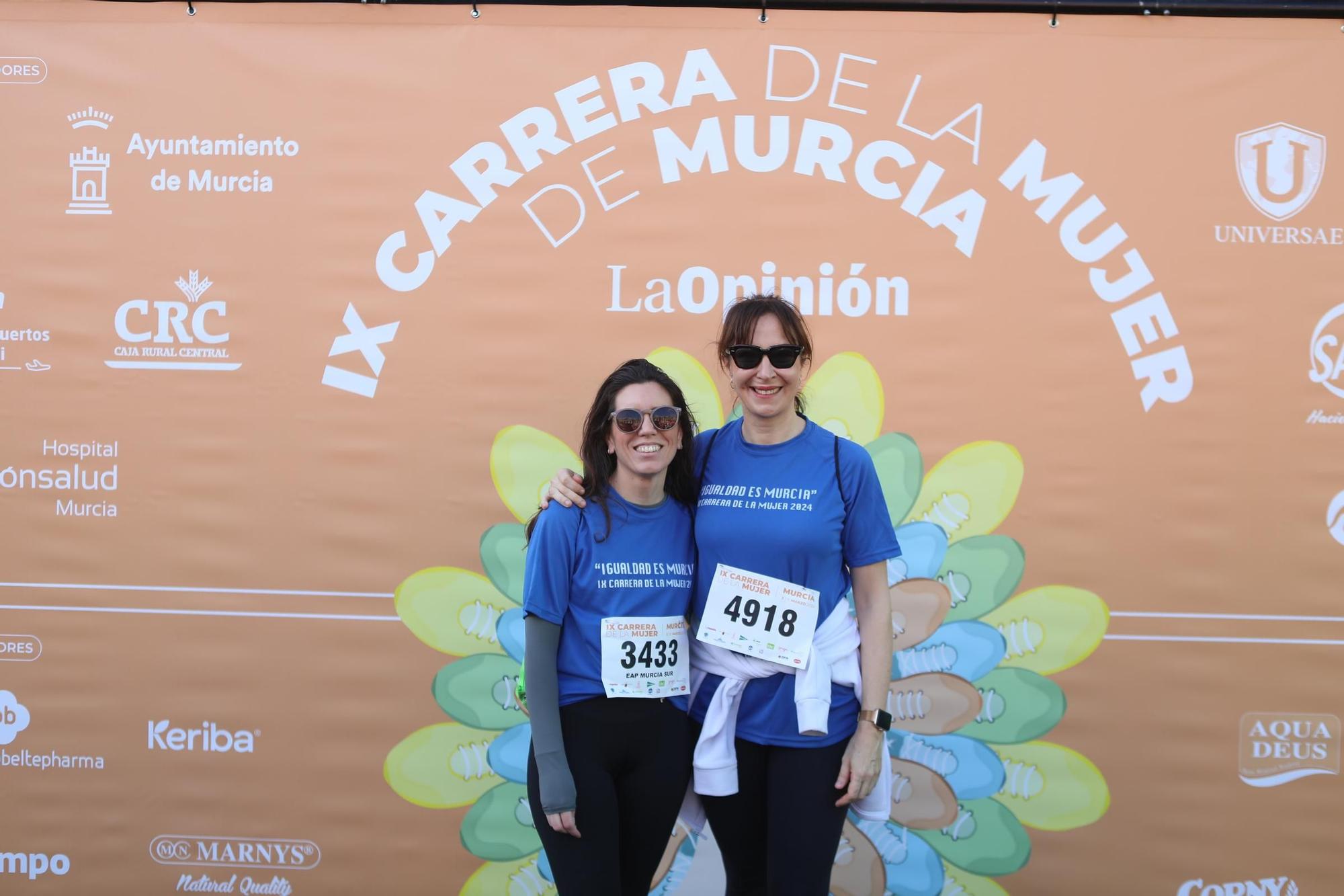 Carrera de la Mujer: así han posado las corredoras en el photocall antes de la salida