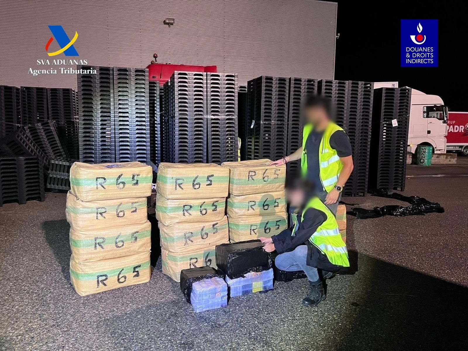 Les imatges de l&#039;operació contra una banda de traficants internacional amb decomisos a Llers i Figueres