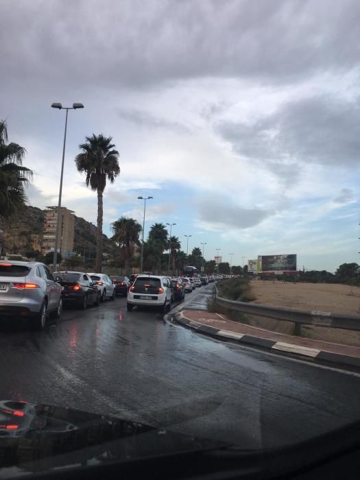 Colapso de tráfico en Alicante