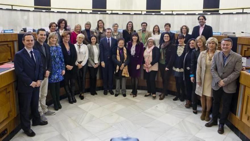 Homenaje a Luisa Pastor y a las diputadas de la democracia