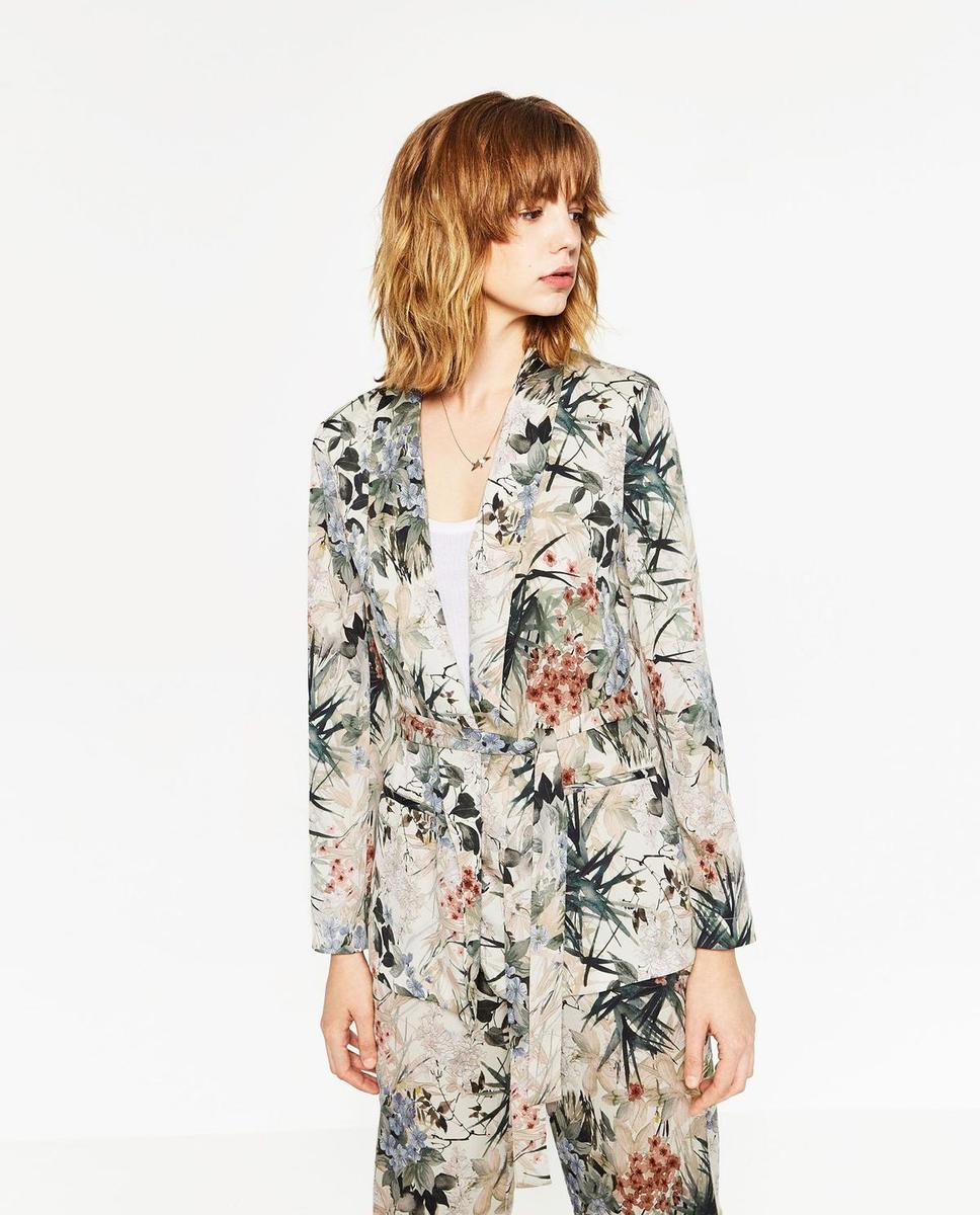 Blazer estampado de Zara (29,95€)