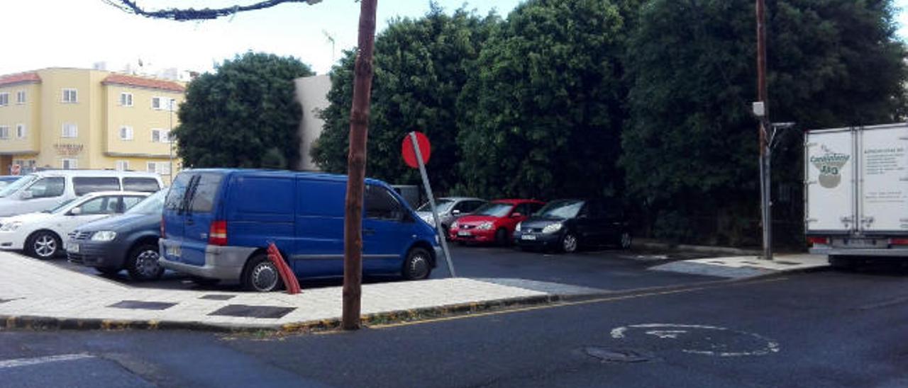 El aparcamiento, en el Cruce de Arinaga, donde fue la agresión y apuñalamiento de un hombre el pasado viernes.