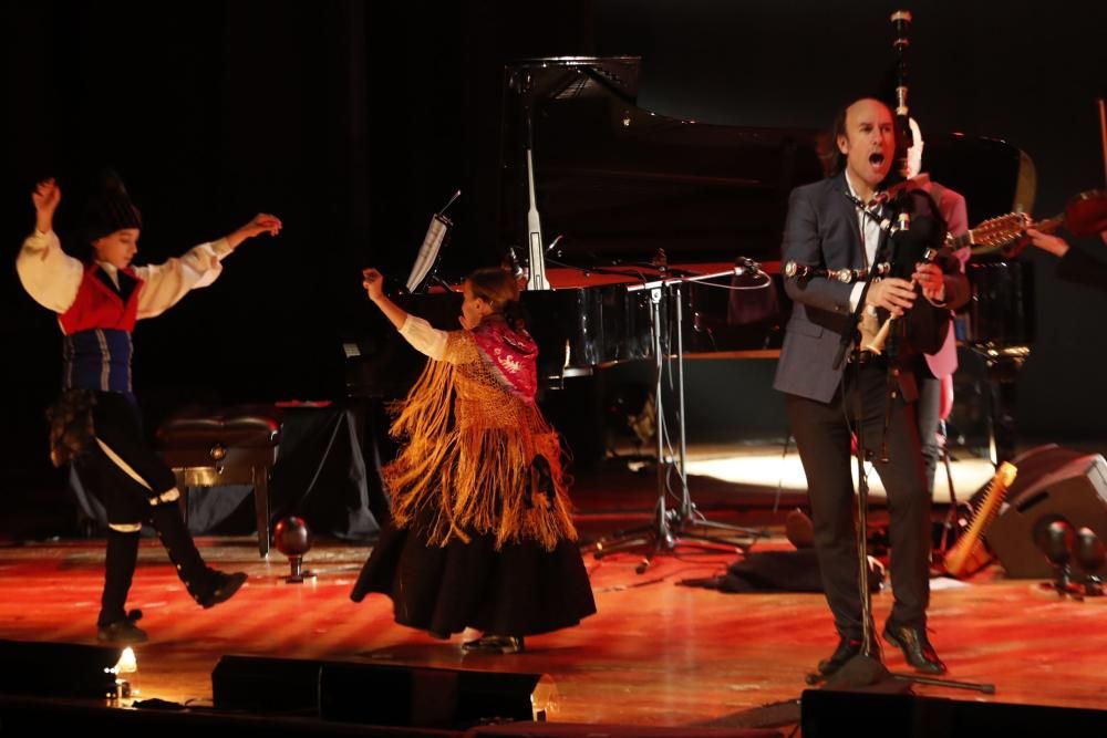 Carlos Núñez anima la Navidad en Vigo y adelanta parte de su nuevo proyecto: Celtic Beethoven
