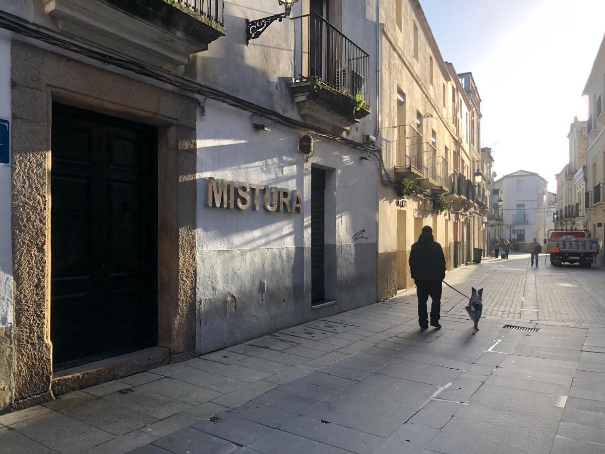 Fotogalería | Pizarro, la calle de Cáceres en imágenes