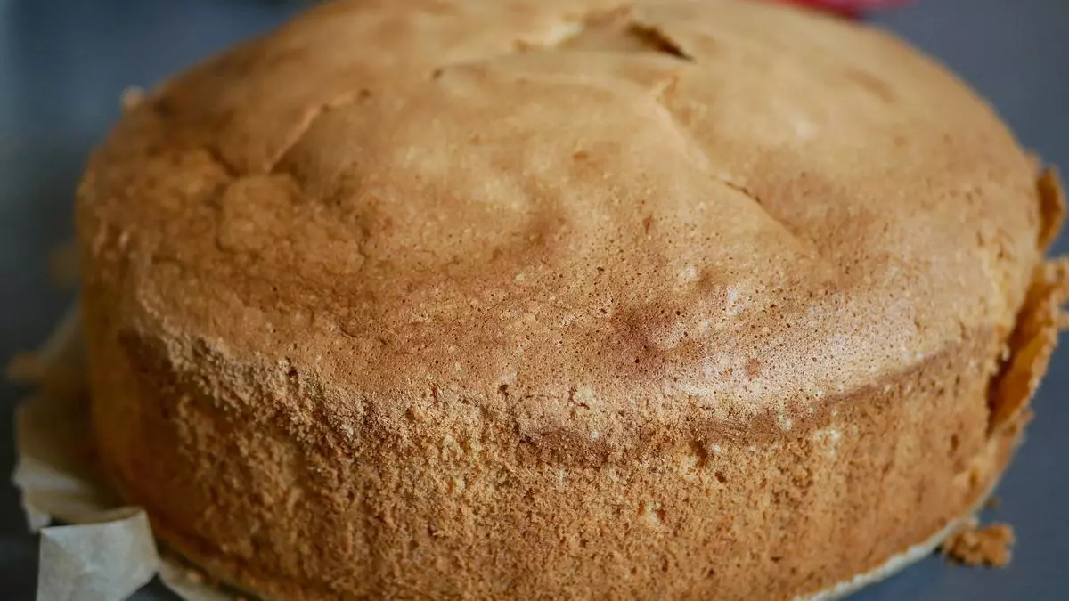 Bizcocho integral de naranja y avena para combatir el estreñimiento