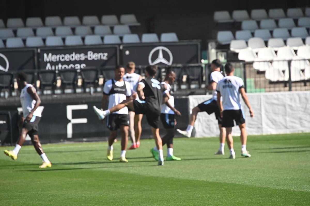 El equipo de Pablo Hernández prepara el partido contra el Burgos
