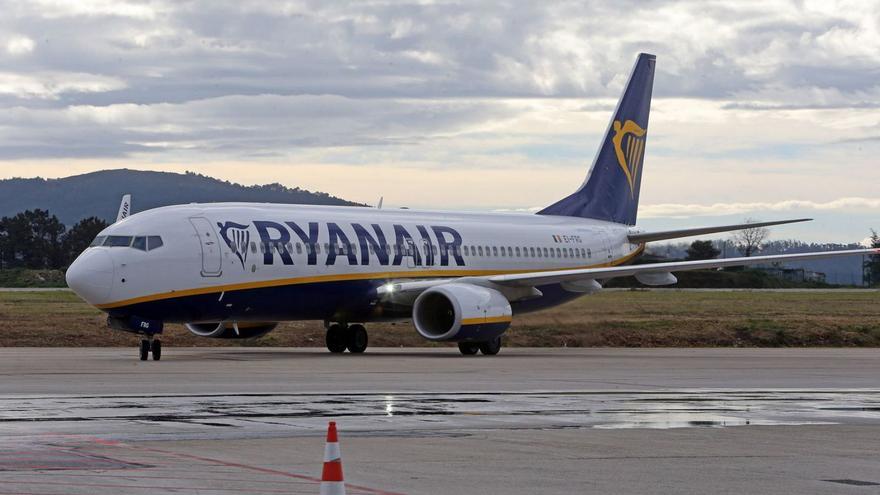 Un avión de Ryanair enPeinador.