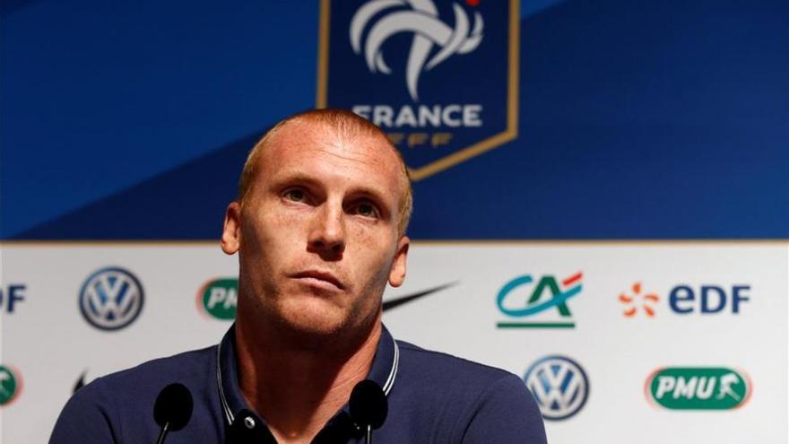 Mathieu, baja con Francia para la Eurocopa por lesión