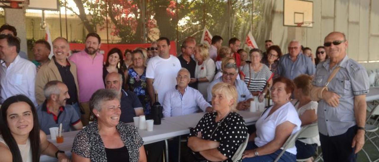 Comida del PSOE celebrada ayer en Cambados.