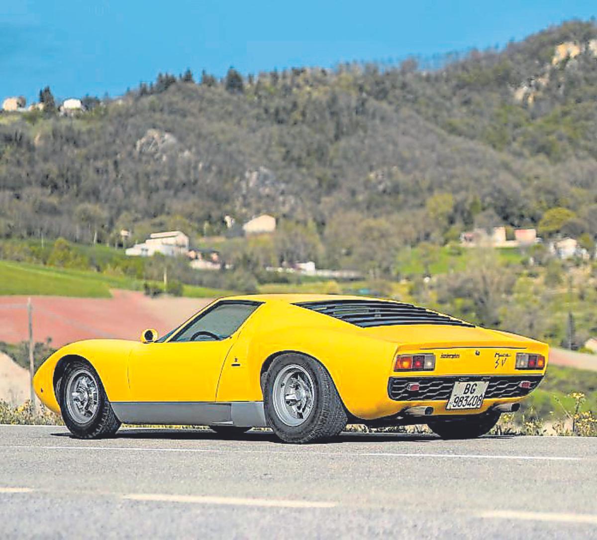 Lamborghini Miura.