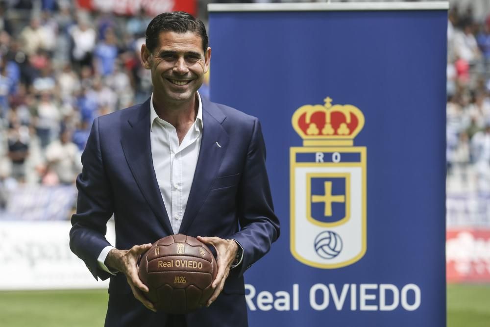 Presentación de Fernando Hierro como entrenador del Real Oviedo