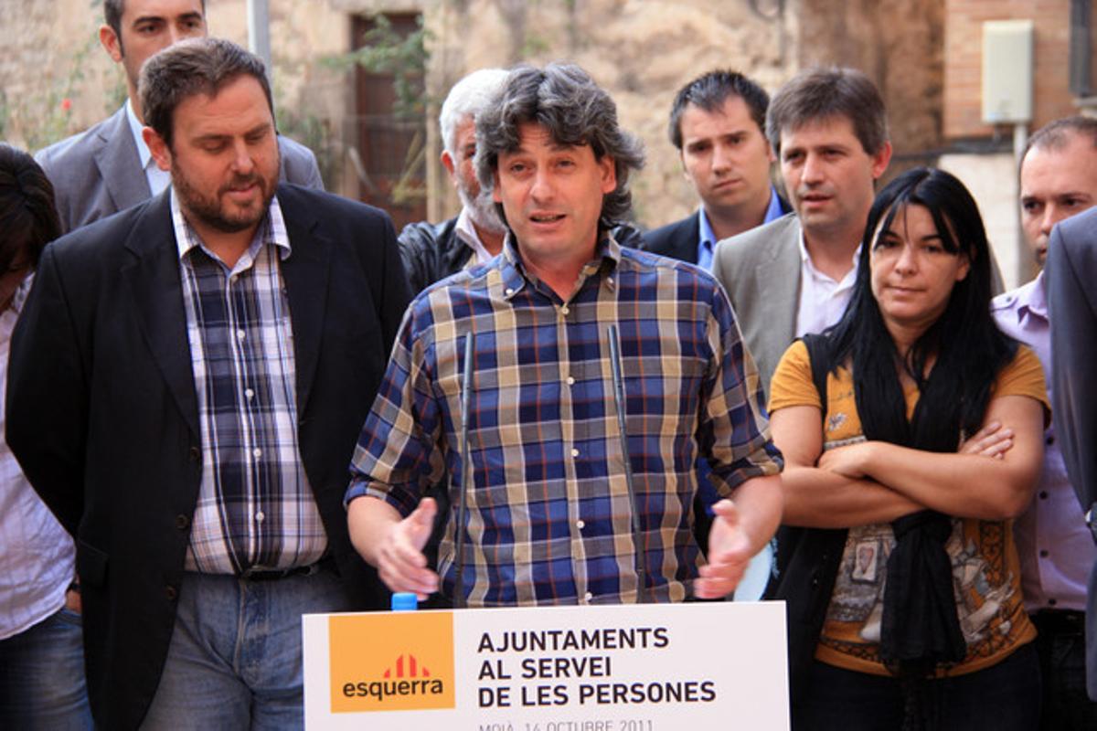 L’alcalde de Moià, Dionís Guiteras, amb altres regidors d’ERC, a l’octubre.
