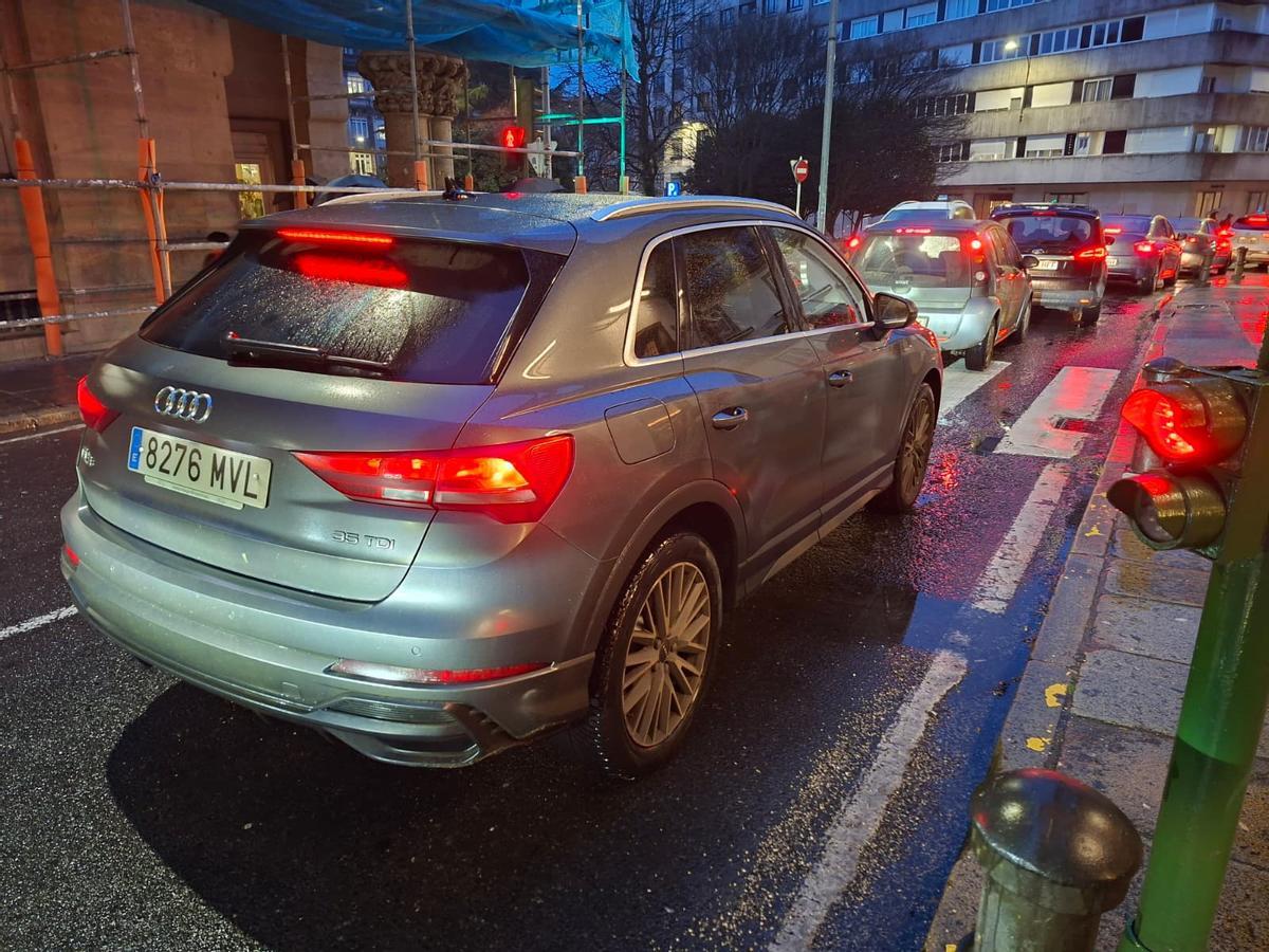 La huelga de buses vuelve a poner en jaque el tráfico en Santiago La huelga de buses vuelve a poner en jaque el tráfico en Santiago