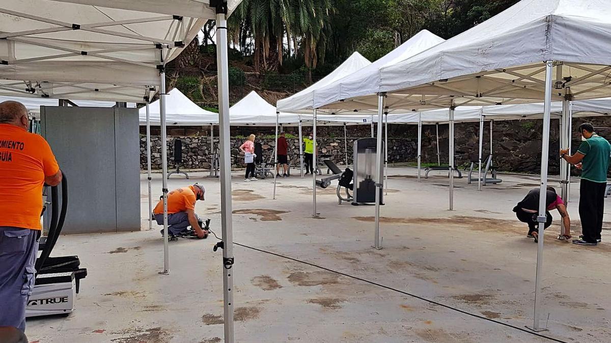 Gimnasio de campaña en Guía | LP/DLP