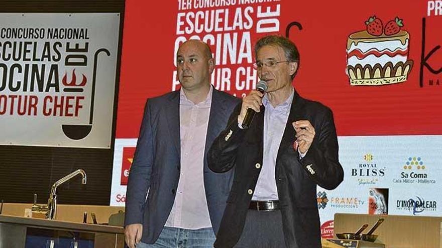 El Chef mallorquín Tomeu Caldentey en un instante de la presentación.