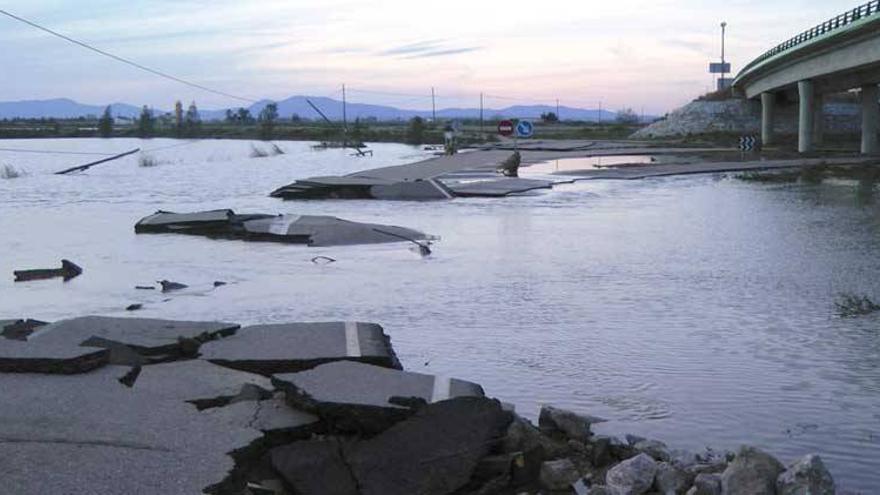 Los daños por la lluvia de abril en la red regional de carreteras ascienden a 860.000 euros