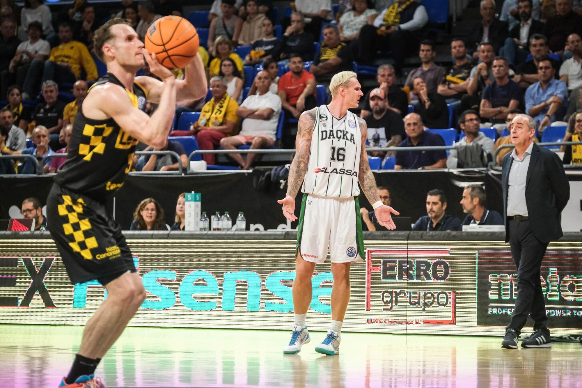 Partido Lenovo Tenerife - Darussafaka, en imágenes