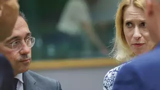 Albares, Illa y Pradales unen fuerzas para "reducir el círculo" de países opuestos a la oficialidad de las lenguas en la UE