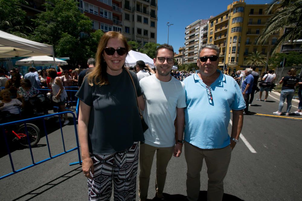 Las imágenes de la primera masceltà de las Hogueras 2019.