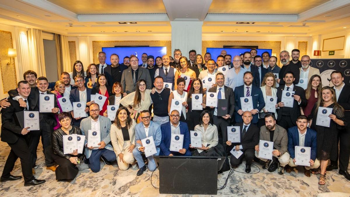 Los sumilleres premiados en la gala de Top 100 Sommeliers Spain 2025.