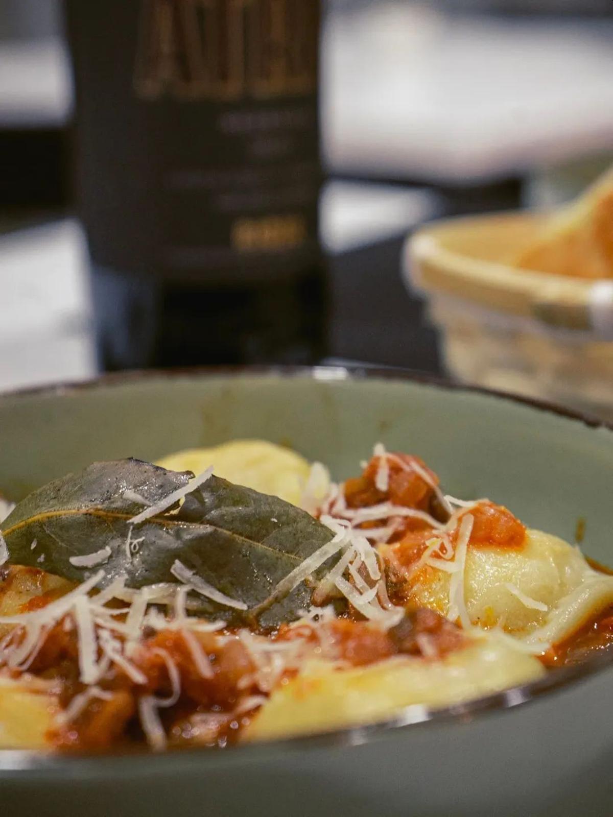 El nuevo restaurante argetino de Zaragoza abrirá sus puertas este viernes.