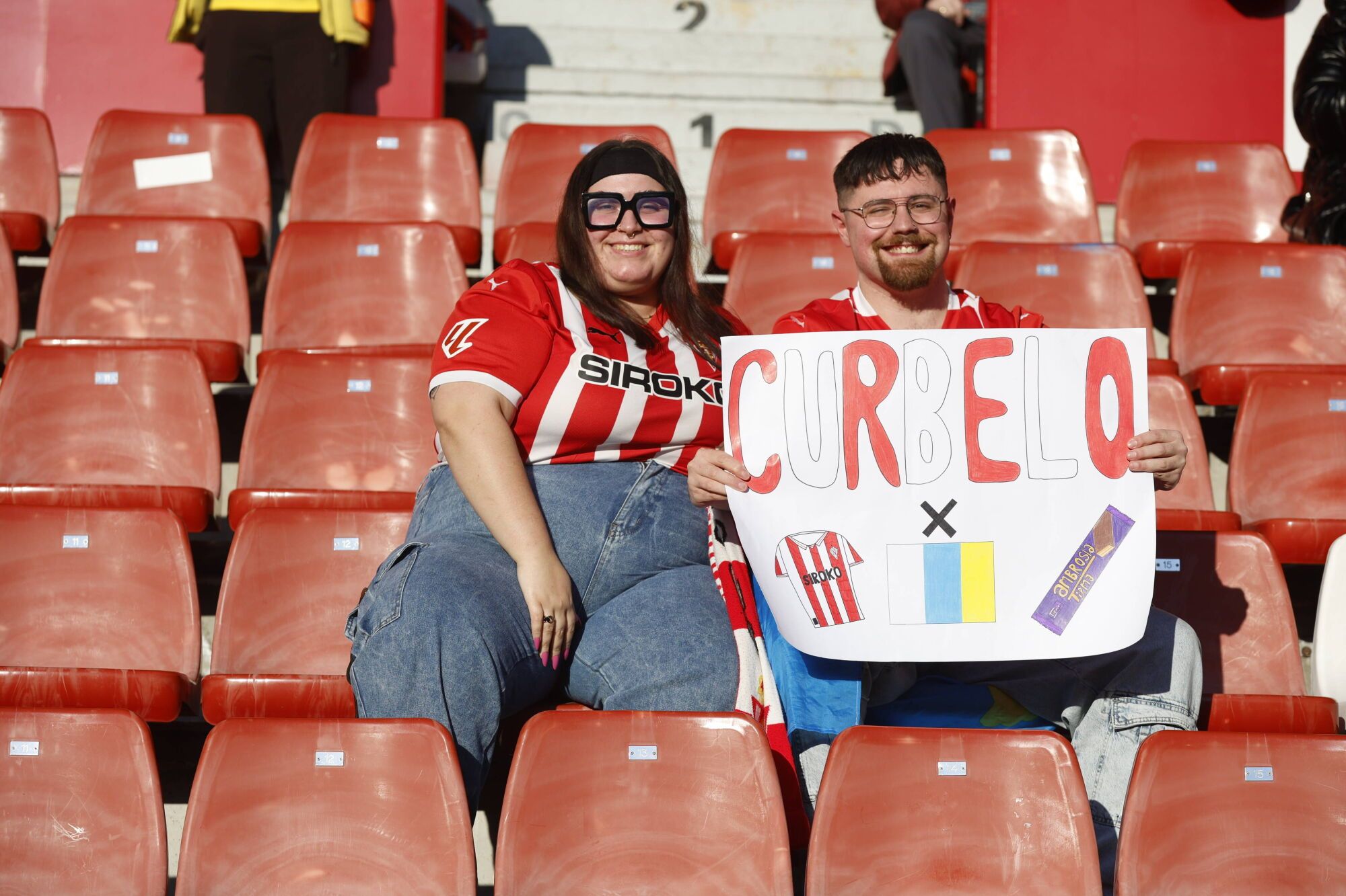 EN IMÁGENES: Gran victoria del Sporting contra el Granada en El Molinón