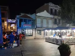 Una mujer, herida grave tras caerle encima el trozo de un cornisa en las fiestas de Cangas