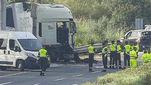 La Guardia Civil dice que accidente de Sevilla con 6 muertos no ha sido intencionado.