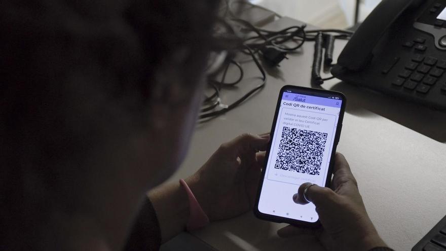 La via menys coneguda per entrar a La Meva Salut: què et permet fer el certificat digital?