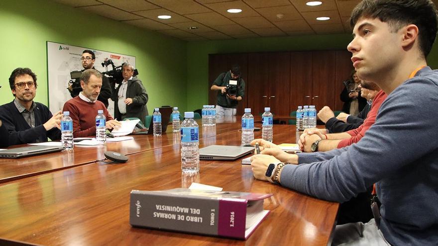 Reunión entre el Govern, Adif, Renfe y los maquinistas para abordar la ...