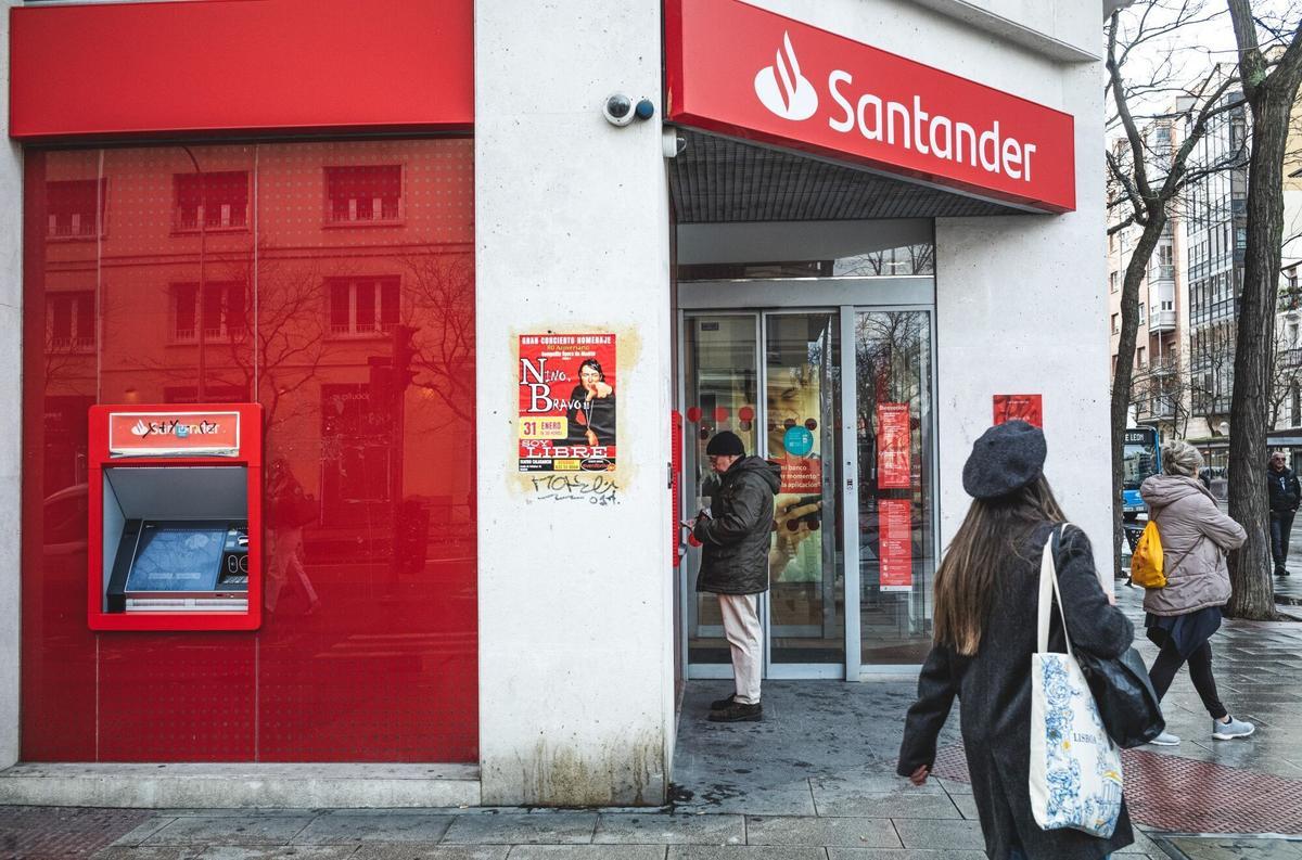 Una sucursal bancaria del Banco Santander SA en Madrid, España, el martes, febrero 3, 2026.