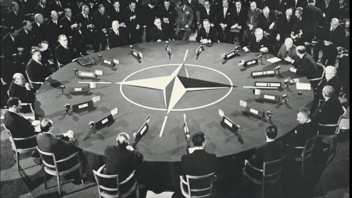 Reunión de la OTAN en 1957.