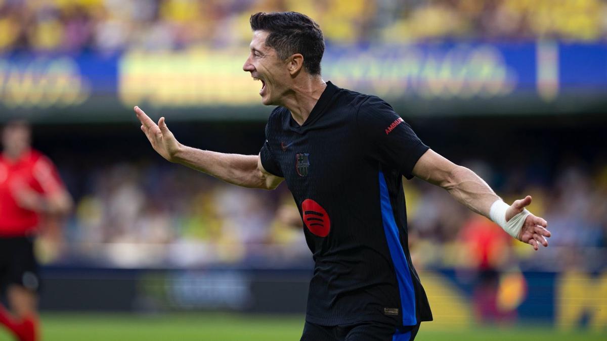 Lewandowski celebra su gol contra el Villarreal