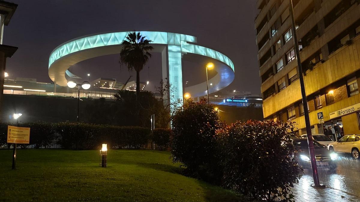 El HALO ya ilumina la noche de Vigo