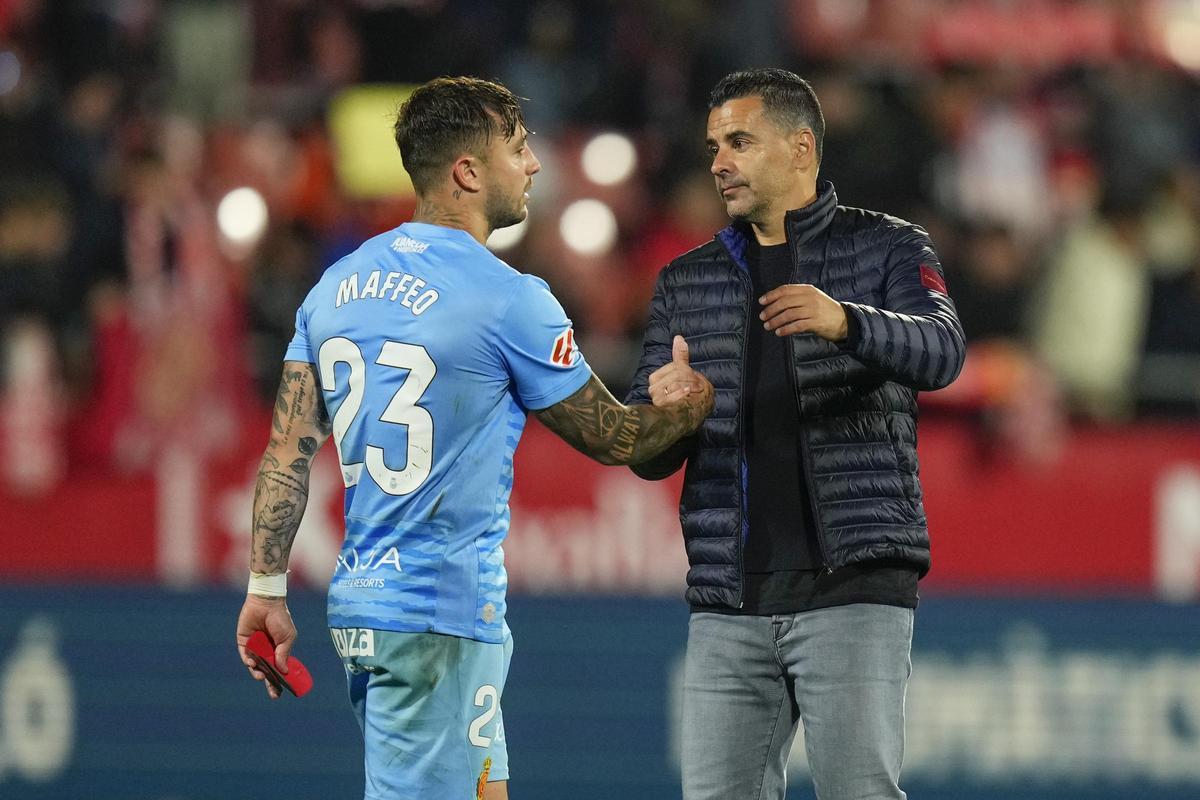 Maffeo saluda a Míchel.