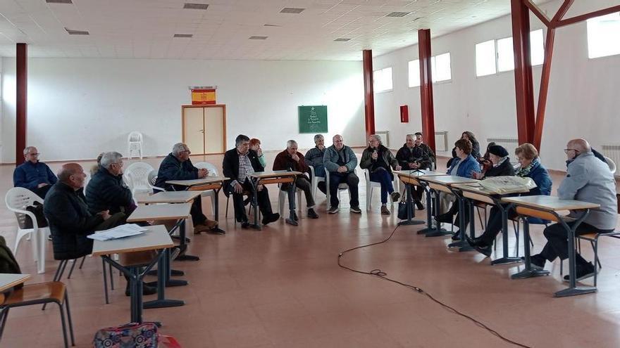 En memoria del gran legado de don José: El homenaje de sus primeros alumnos en Muga de Sayago